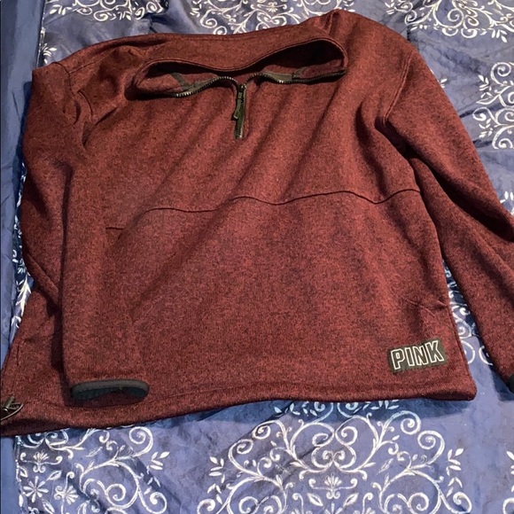 Pullover - Picture 1 of 3